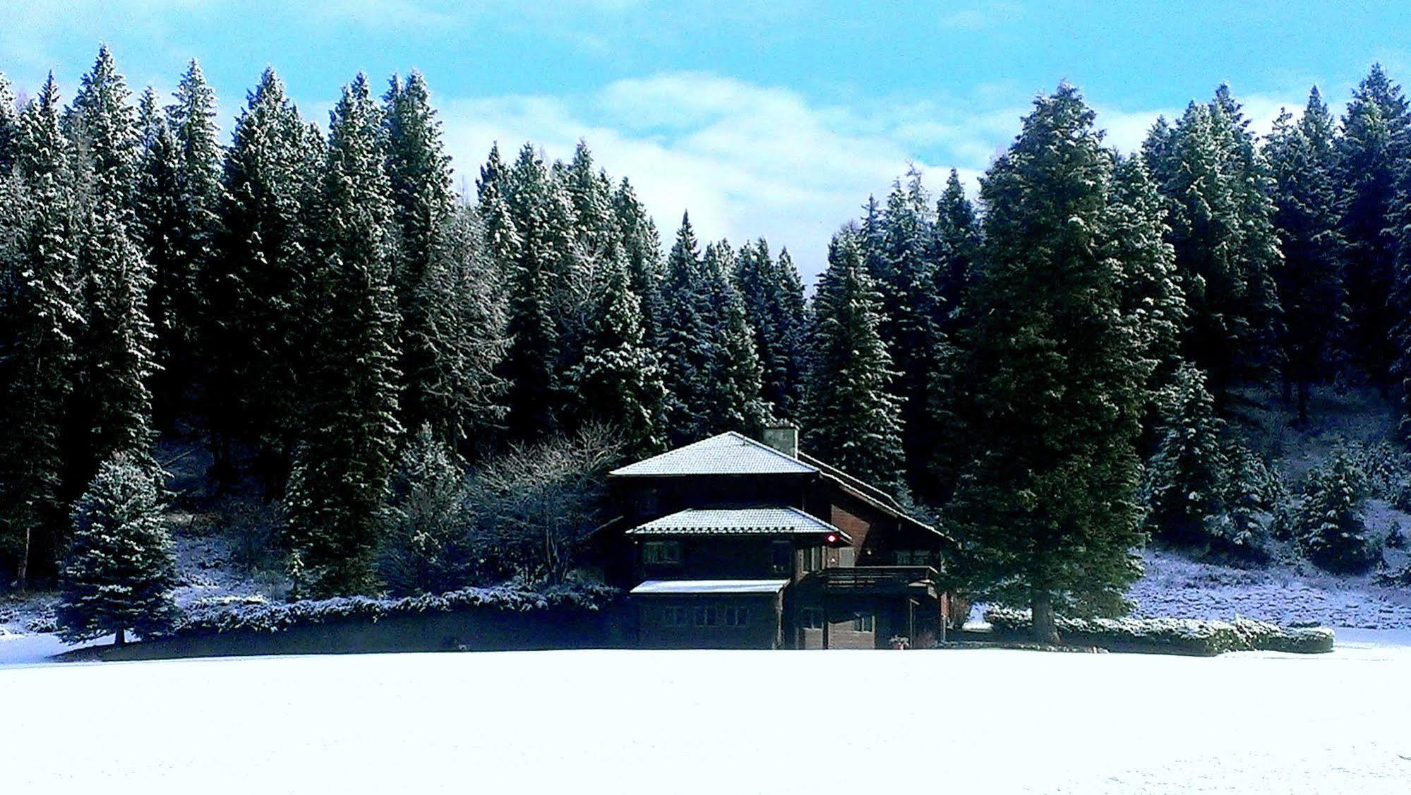 Bar W Guest Ranch Villa Whitefish Exterior photo
