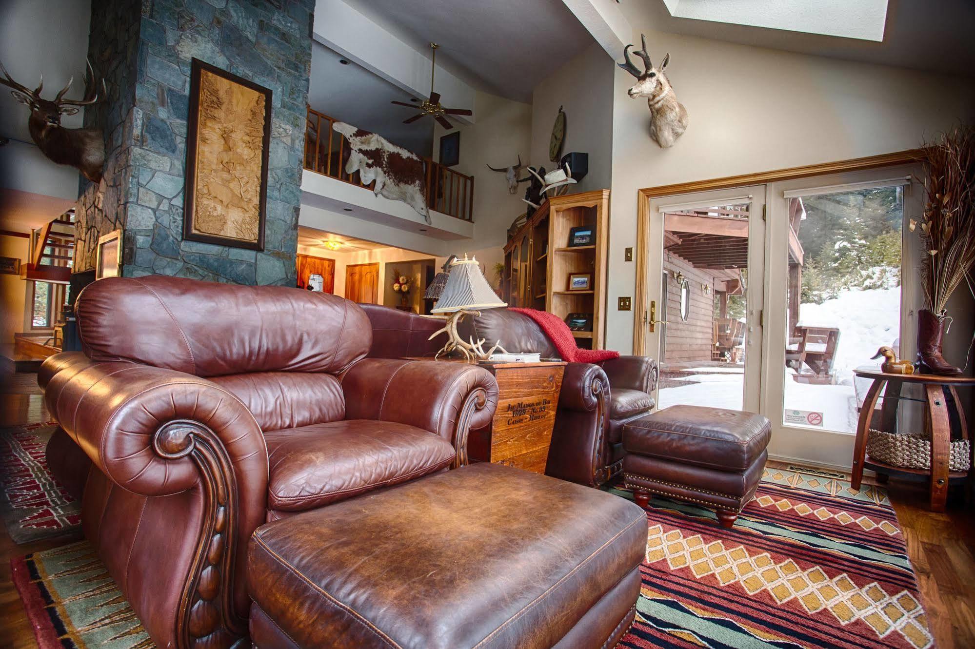 Bar W Guest Ranch Villa Whitefish Exterior photo